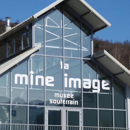 Chalet Bord De Lac Avec Piscine N2E Laffrey Kültér fotó
